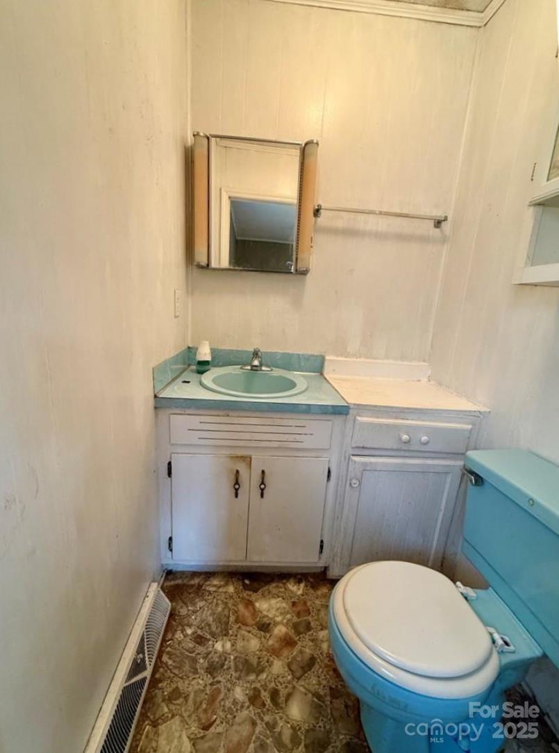 365 Ollis Road Spruce Pine NC 28777