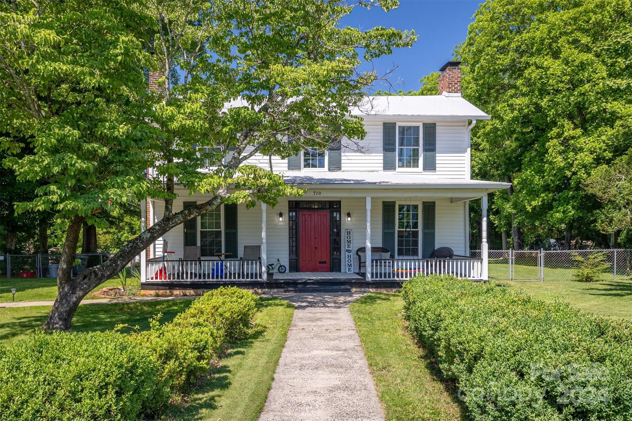 710 North Main Avenue Newton NC 28658