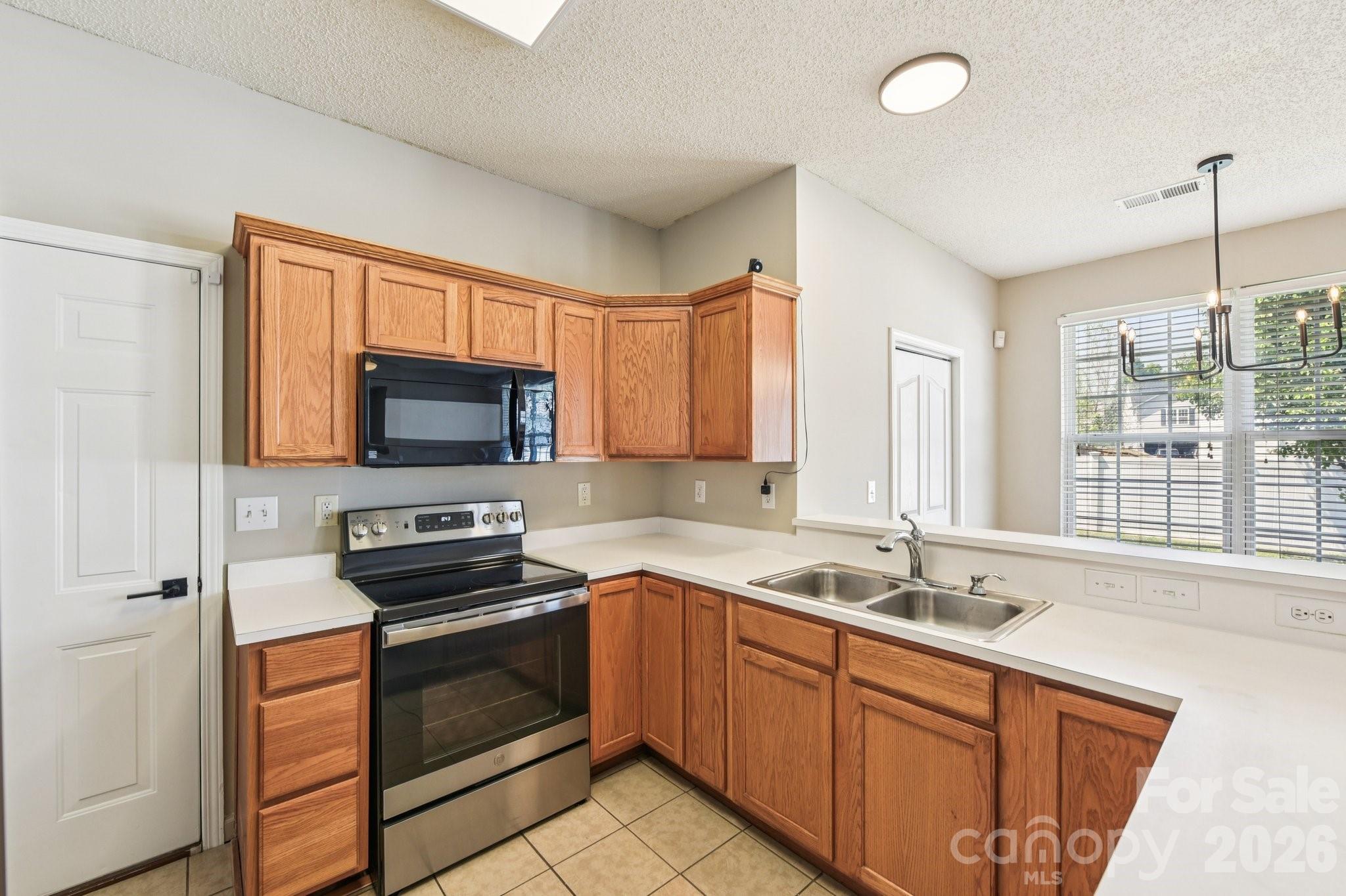 12531 Deaton Hill Drive Charlotte NC 28269