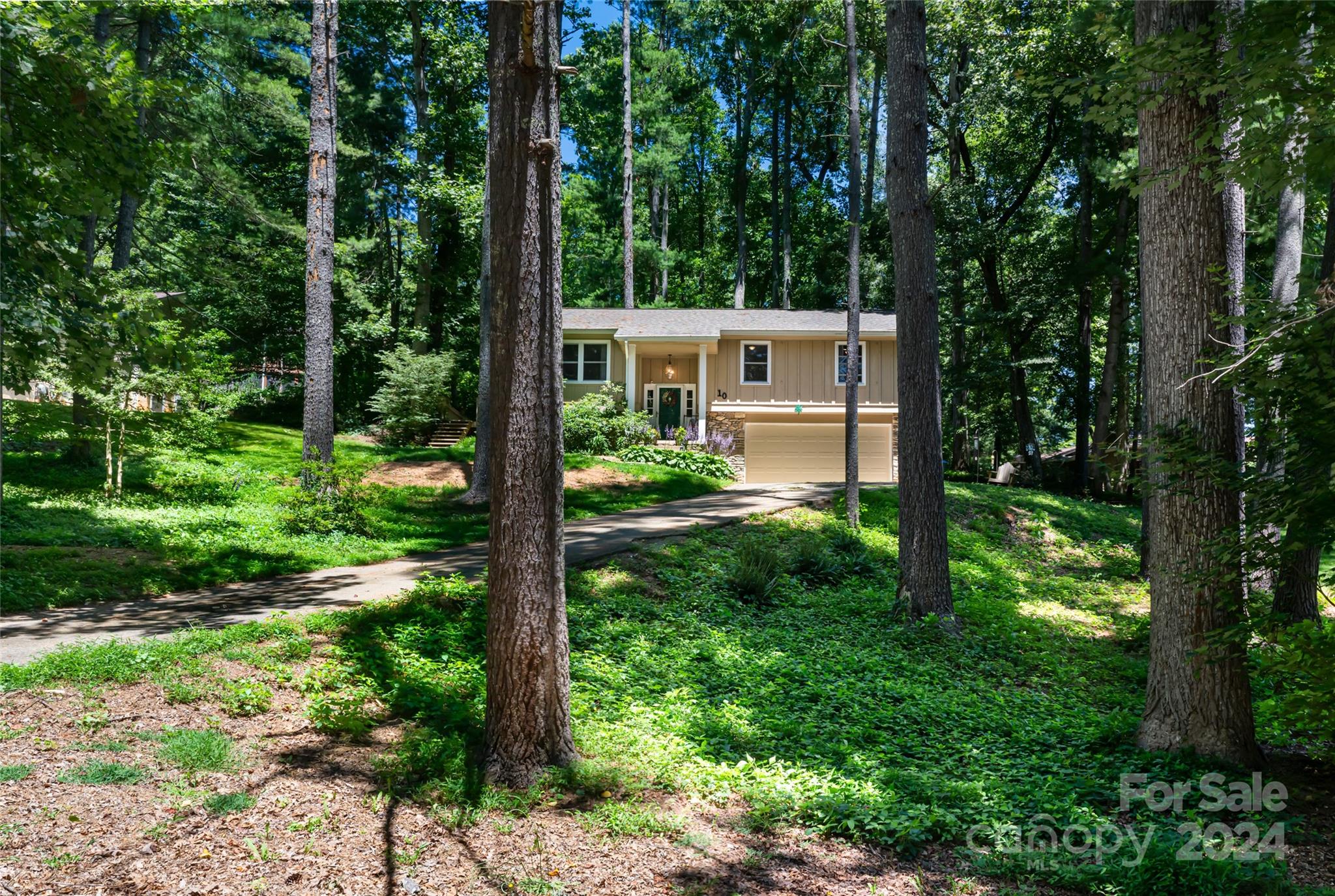 10 Muirfield Drive Arden NC 28704