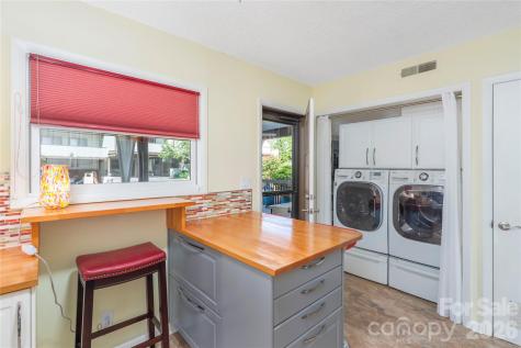 51 Maple Ridge Lane Asheville NC 28806