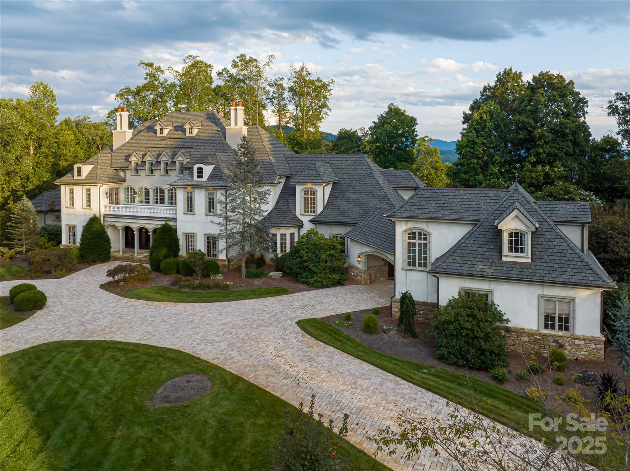 316 S Braeside Court Asheville NC 28803