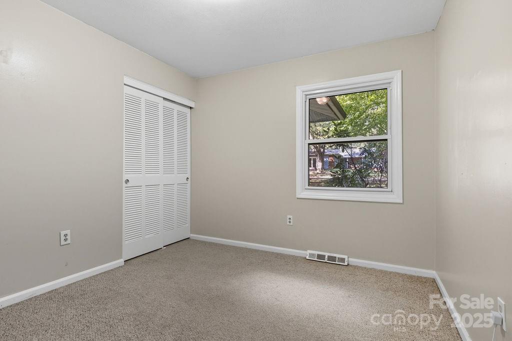 2 Fernbrook Place Asheville NC 28804