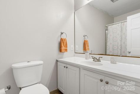 2 Fernbrook Place Asheville NC 28804