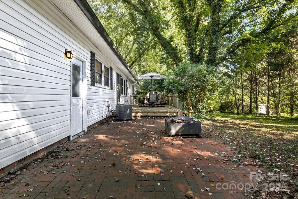 2 Fernbrook Place Asheville NC 28804