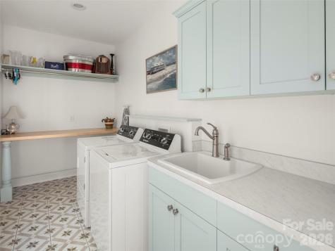 117 Jackson Street Sylva NC 28779