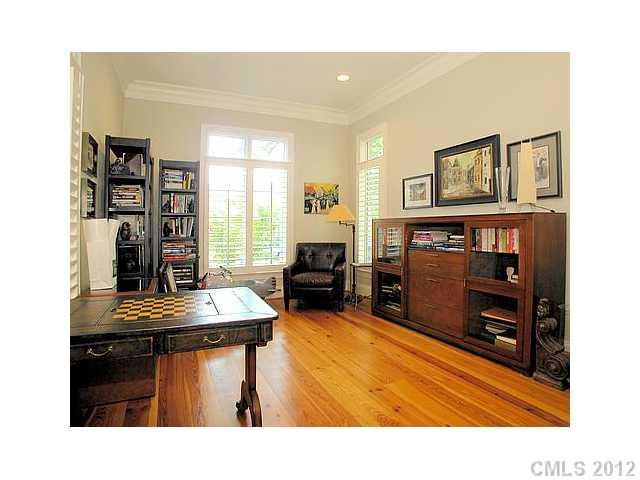 135 Altondale Avenue Charlotte NC 28207