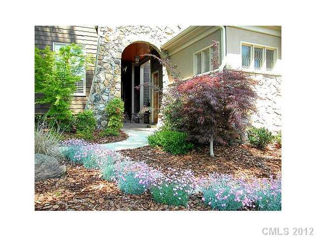 135 Altondale Avenue Charlotte NC 28207