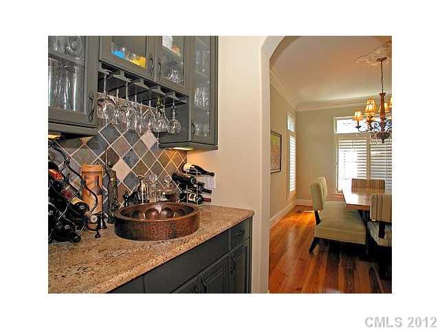 135 Altondale Avenue Charlotte NC 28207
