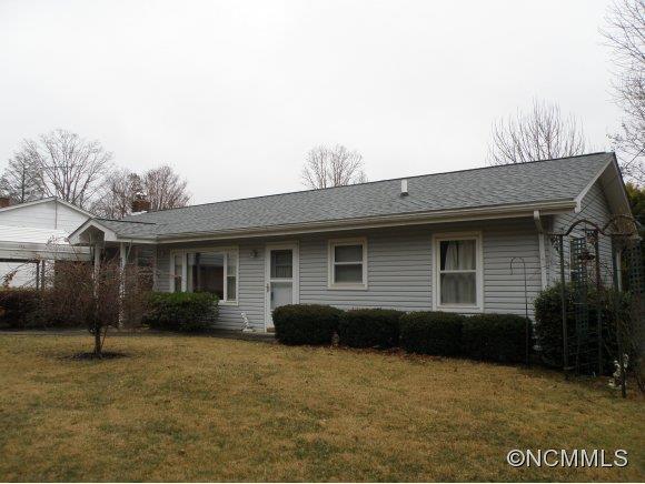 308 Northeast Avenue Swannanoa NC 28778