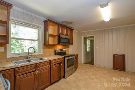 733 Allister Drive Charlotte NC 28227