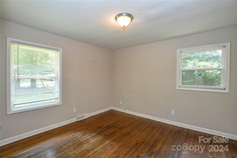 733 Allister Drive Charlotte NC 28227