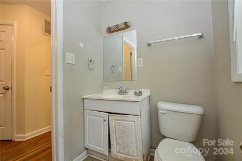 733 Allister Drive Charlotte NC 28227