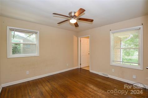 733 Allister Drive Charlotte NC 28227