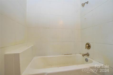 733 Allister Drive Charlotte NC 28227