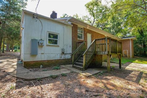 733 Allister Drive Charlotte NC 28227