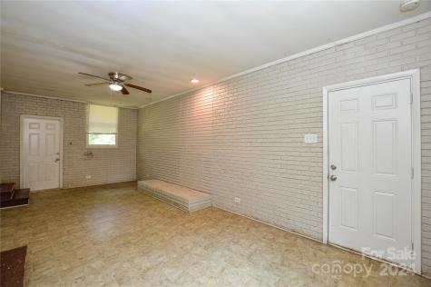 733 Allister Drive Charlotte NC 28227