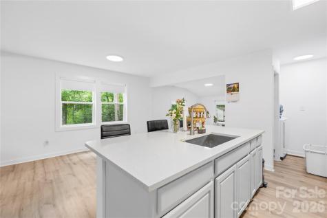 221 Reliance Road Kings Mountain NC 28086