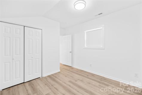 221 Reliance Road Kings Mountain NC 28086