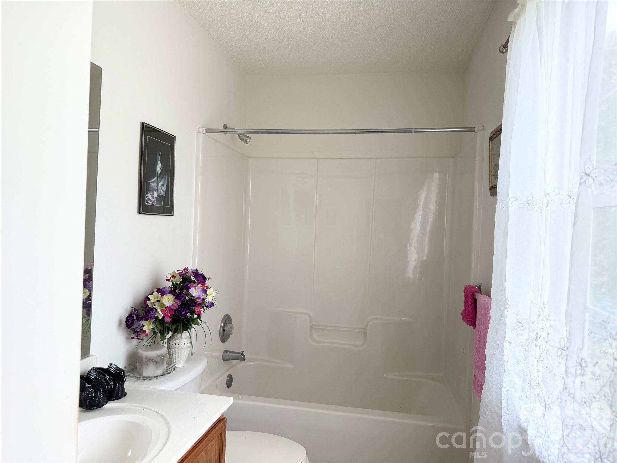 4046 W Fairmeadow Drive Lancaster SC 29720