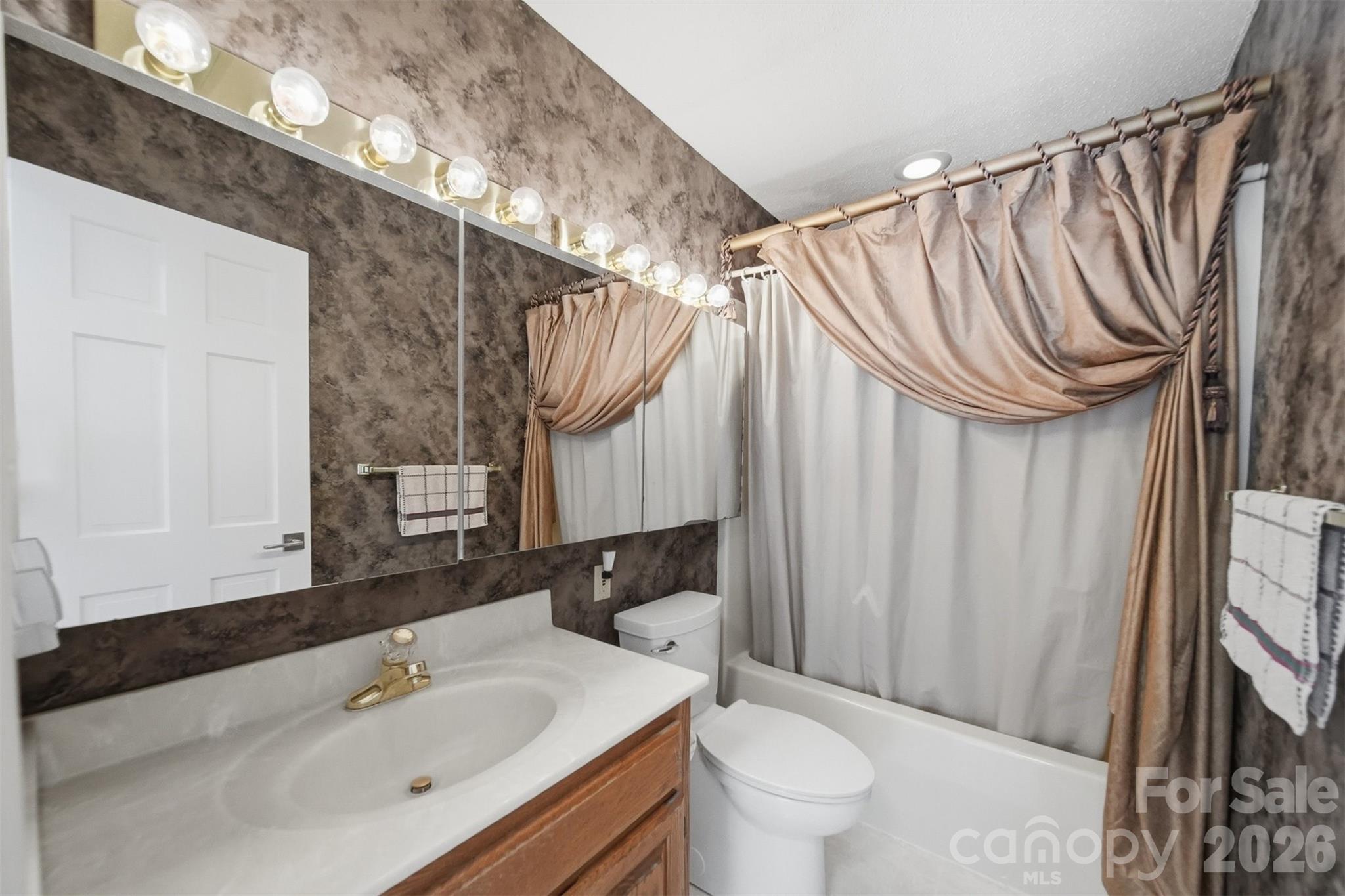 3677 Rock Bridge Drive NE Conover NC 28613