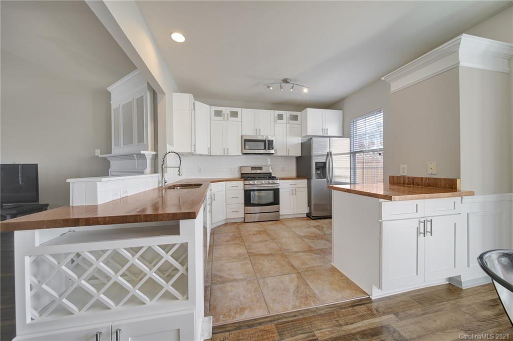 14130 Fitzroy Lane Charlotte NC 28277