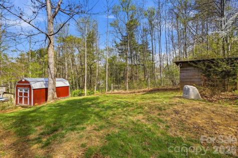 31 Mcgee Hill Road Fairview NC 28730