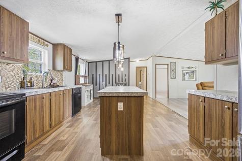31 Mcgee Hill Road Fairview NC 28730