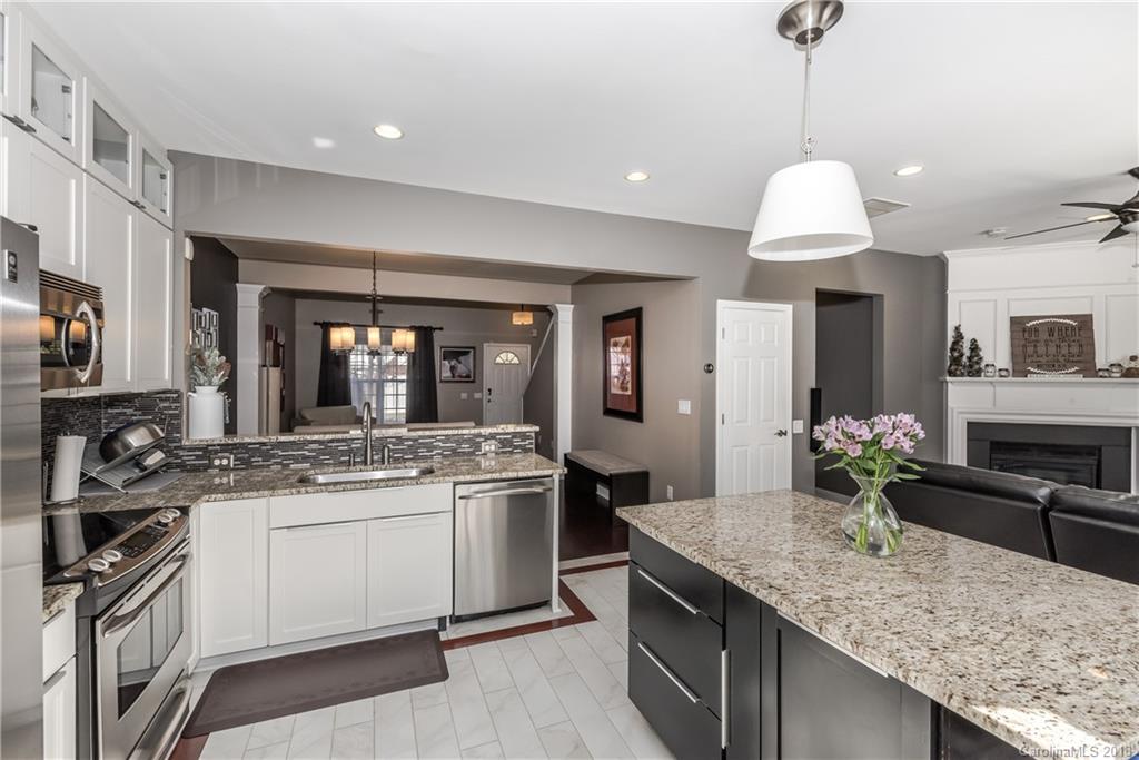 6829 Beverly Springs Drive Charlotte NC 28270