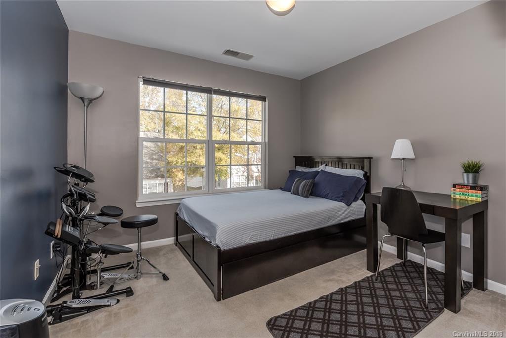 6829 Beverly Springs Drive Charlotte NC 28270