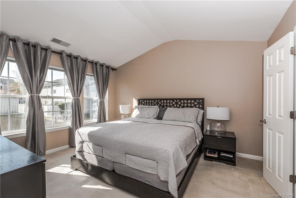 6829 Beverly Springs Drive Charlotte NC 28270