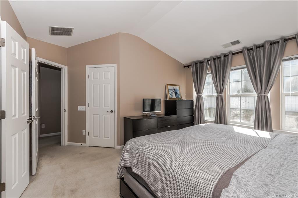 6829 Beverly Springs Drive Charlotte NC 28270