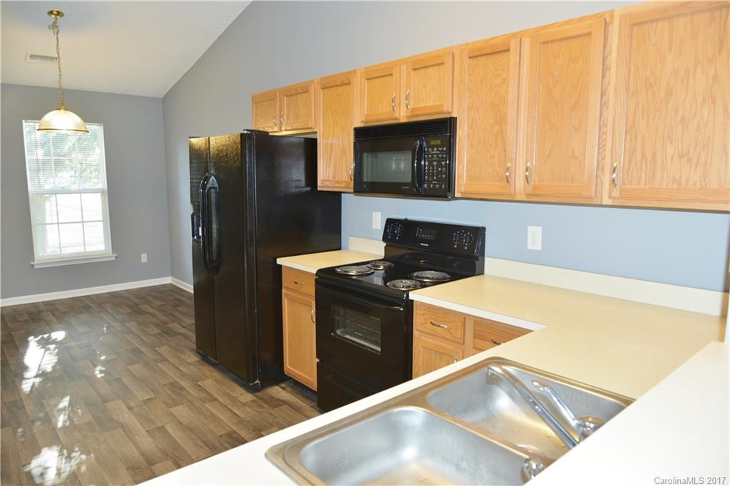 8417 Appledale Drive Charlotte NC 28262