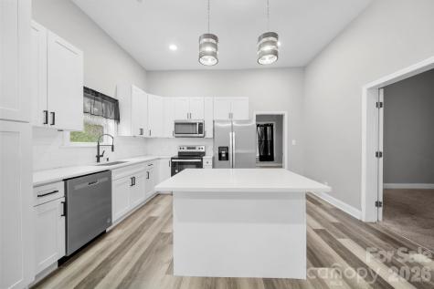 136 E Lacy Street Chester SC 29706