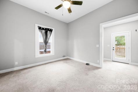 136 E Lacy Street Chester SC 29706
