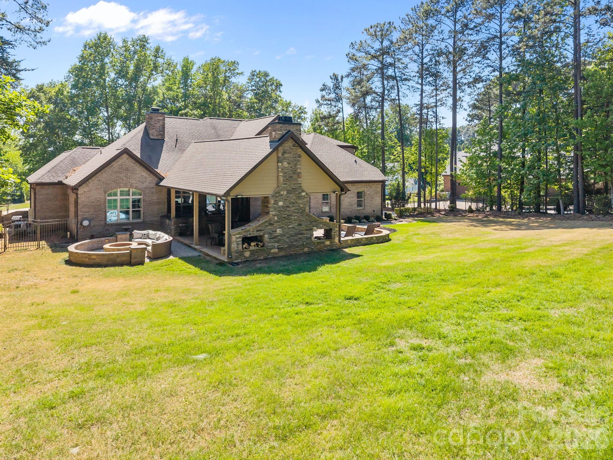 320 Barber Loop Mooresville NC 28117