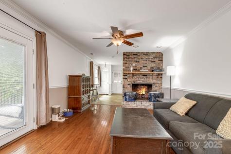 1 Glen Cove Road Arden NC 28704