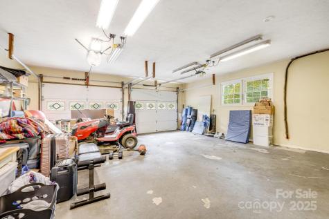 1 Glen Cove Road Arden NC 28704