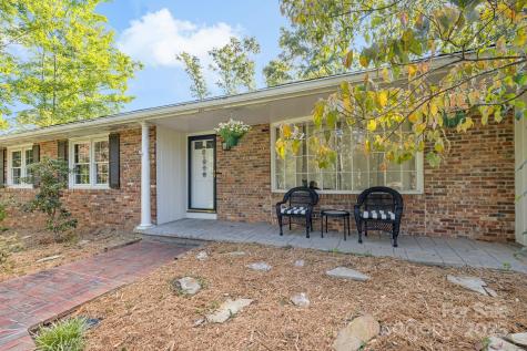 1 Glen Cove Road Arden NC 28704