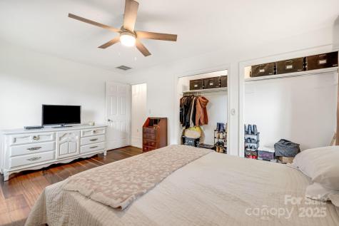 1 Glen Cove Road Arden NC 28704