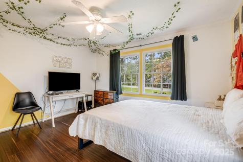 1 Glen Cove Road Arden NC 28704