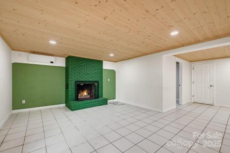 1 Glen Cove Road Arden NC 28704