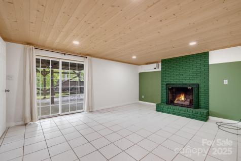 1 Glen Cove Road Arden NC 28704