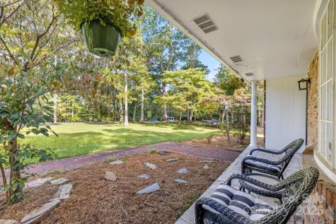 1 Glen Cove Road Arden NC 28704