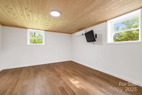 1 Glen Cove Road Arden NC 28704