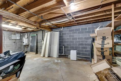 1 Glen Cove Road Arden NC 28704