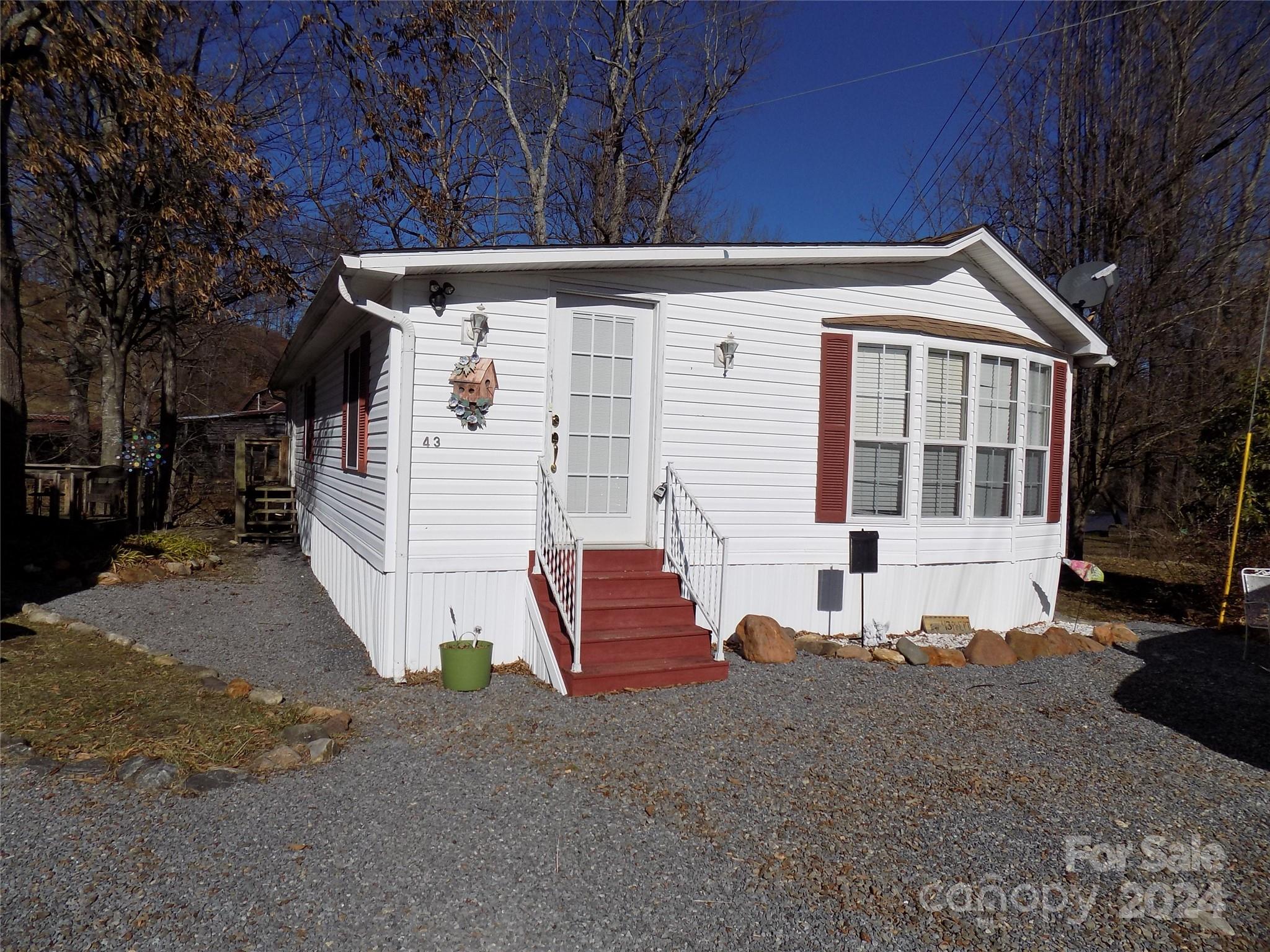 43 Pike Point Waynesville NC 28785