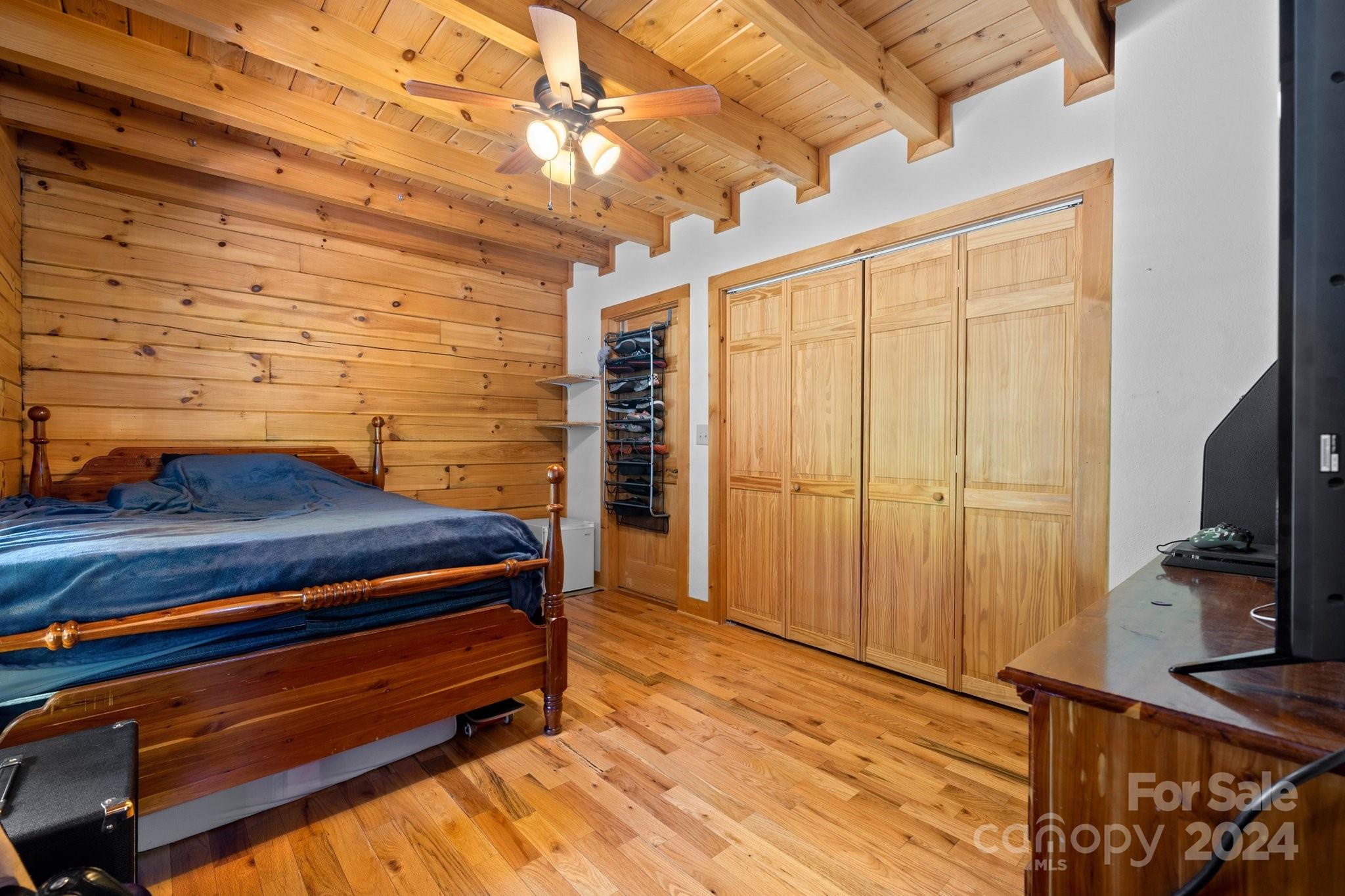 582 Hidden Lake Parkway Nebo NC 28761