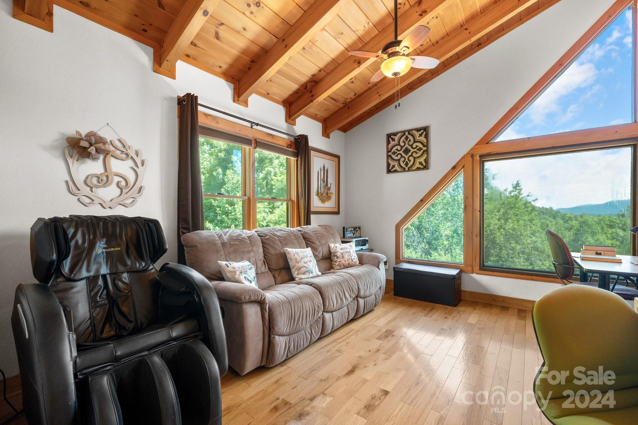 582 Hidden Lake Parkway Nebo NC 28761