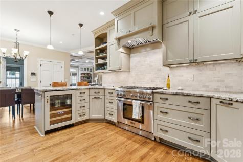 2623 Roswell Avenue Charlotte NC 28209